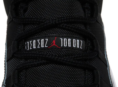 Jordan 11 Low Bred